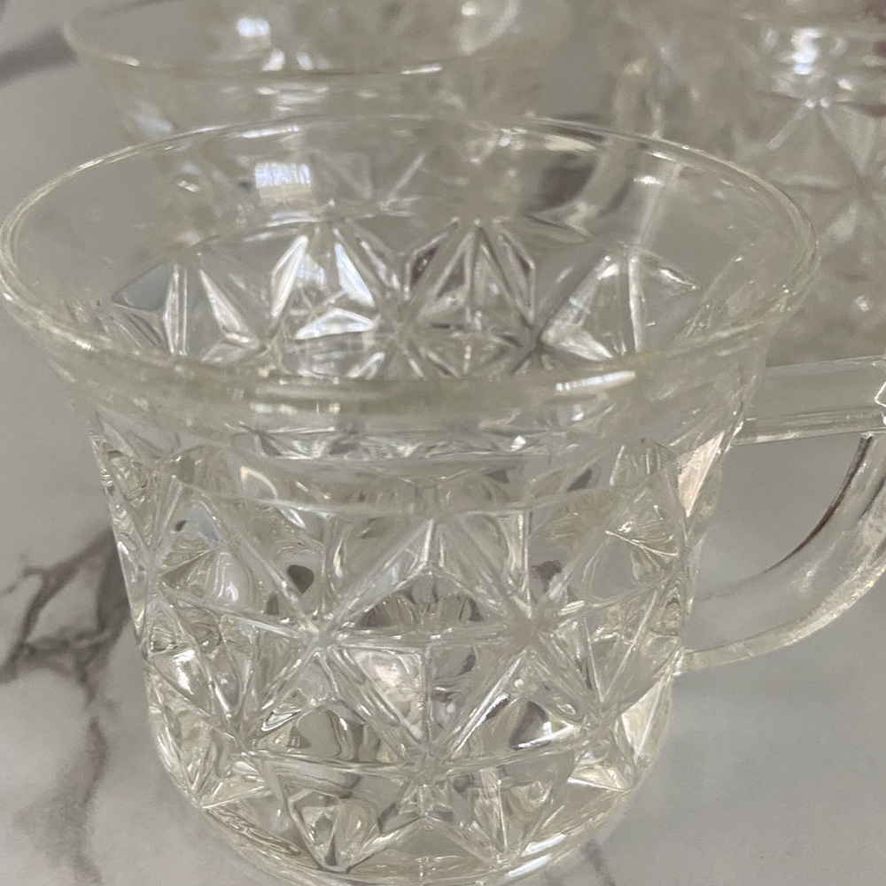 6 Imperial Glass diamond pattern detail punch cups